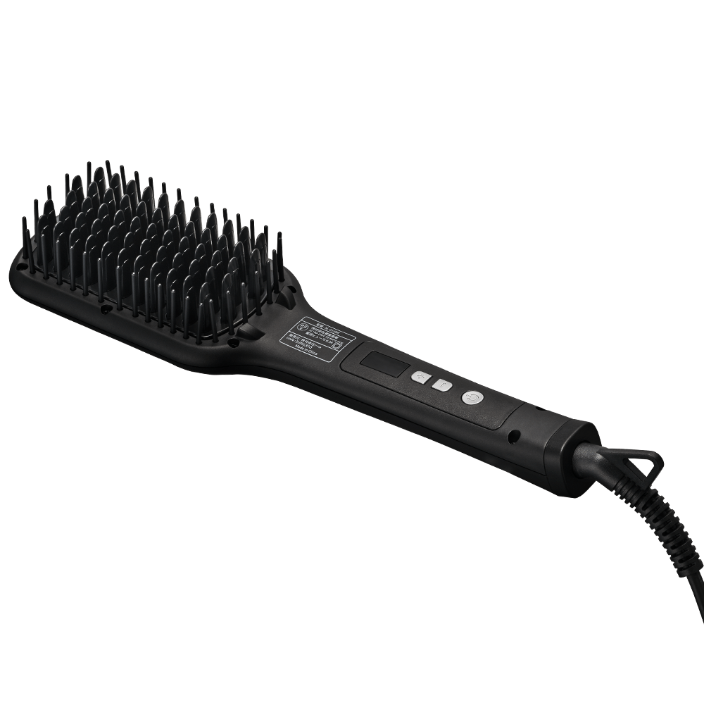 在Bic Camera排名第一的SALONIA加熱直髮梳SL-012BK，特價3970日圓（未稅）。（翻攝SALONIA日本官網）