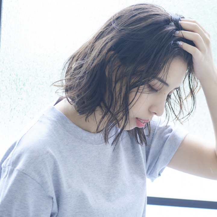 ヘアアイロンで傷めないために。ダメージを軽くする4つの方法