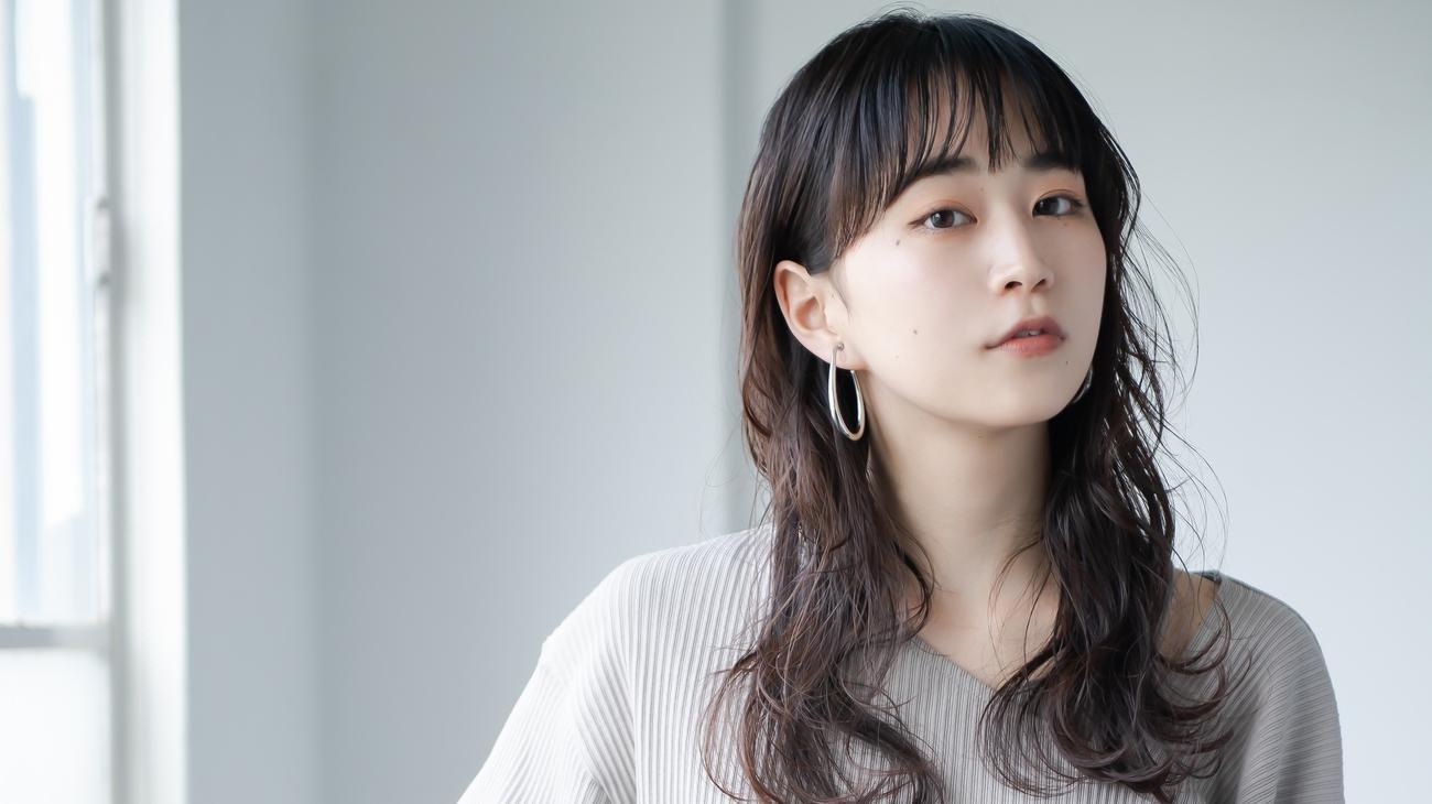 コテは巻き髪や動きを楽しみたい人におすすめ